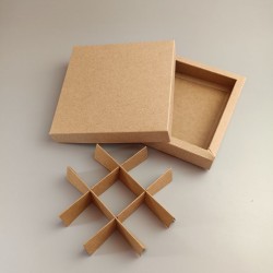 Коробка для 9-ти цукерок 145*145*29 кришка-дно Крафт
