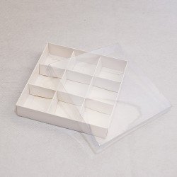 Коробка 150*150*30 на 9 цукерок біла з кришкою ПВХ 