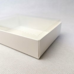 Коробка для цукерок та сувенірів 120*95*35 з прозорою кришкою Біла