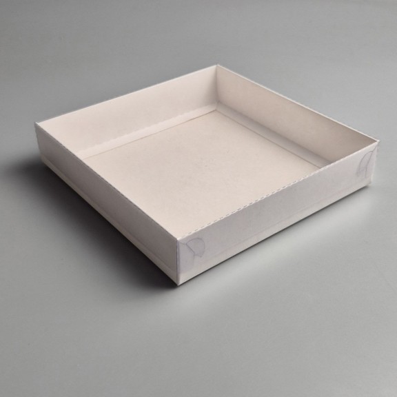 Коробка 150*150*30 для пряників та печива з прозорою кришкою Біла