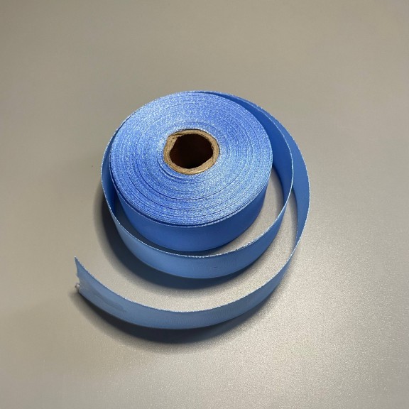 фото Стрічка атласна Блакитна, 2,5 см, 32 метра