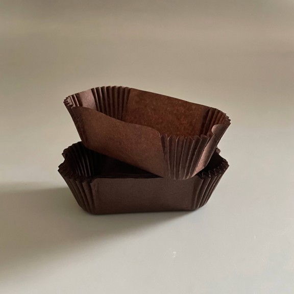 фото Паперова форма для еклеру шоколадна 80/35*30 (100 шт)