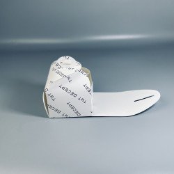 Коробка для шматочку торту і подарунку Пелюстка "Тут десерт" / Коробка-бонбоньєрка 110*110*110