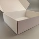 фото Подарункова коробка Біла з ламінованого картону 300*240*90 мм